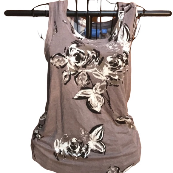 Simply Vera Tank Top - Picture 1 of 2